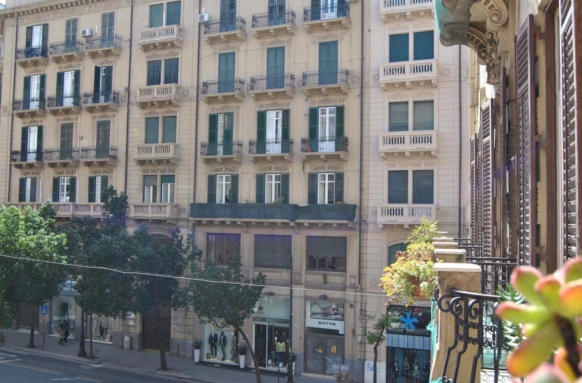 Bed And Breakfast D'Angelo Palermo Exterior foto